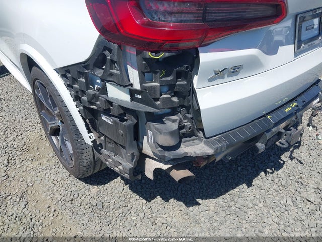 BMW 2019 2019 5UXCR6C58KLL36394 Image 18