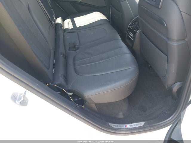 BMW 2019 2019 5UXCR6C58KLL36394 Image 8