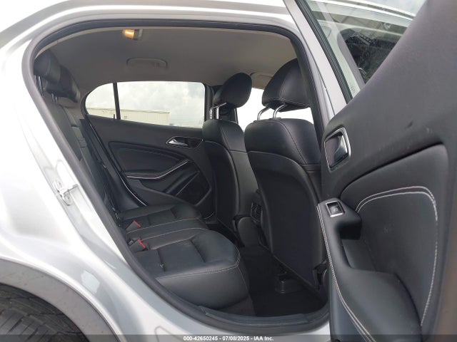 WDCTG4EB5FJ128192 Mercedes-Benz 2015