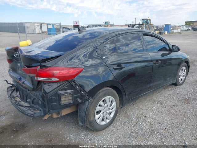 5NPD74LF1HH155613 Hyundai 2017