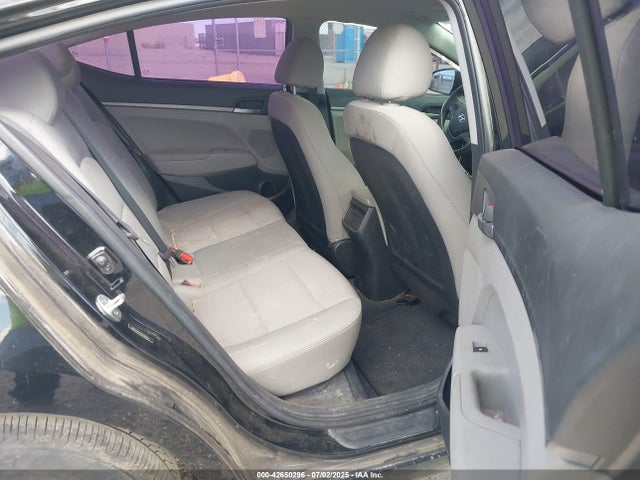 5NPD74LF1HH155613 Hyundai 2017