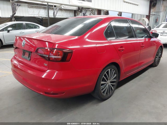 3VWB17AJ1GM285298 Volkswagen 1.8t