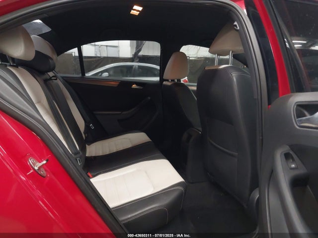3VWB17AJ1GM285298 Volkswagen 1.8t