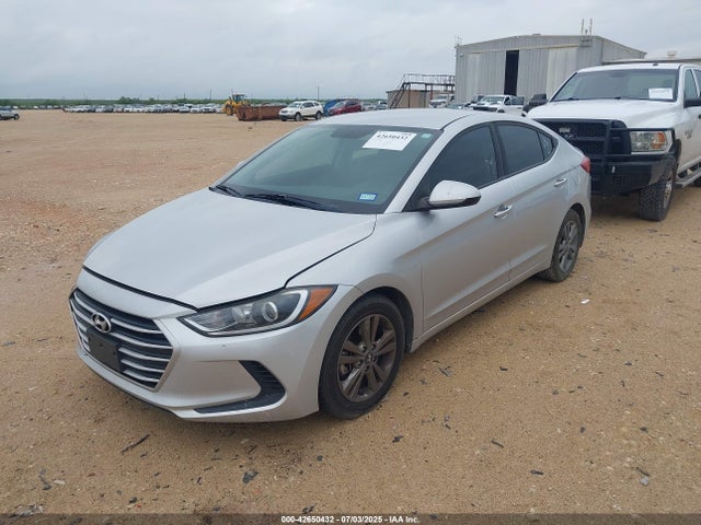5NPD84LFXHH029747 Hyundai Elantra