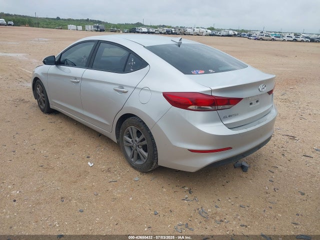 5NPD84LFXHH029747 Hyundai Elantra