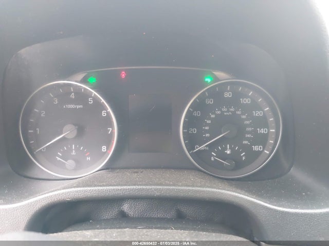 5NPD84LFXHH029747 Hyundai Elantra