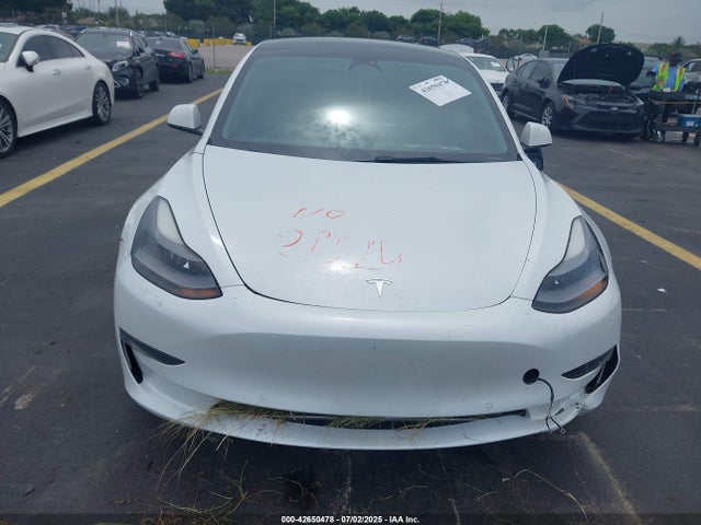 5YJ3E1EB9NF287751 Tesla MODEL 3