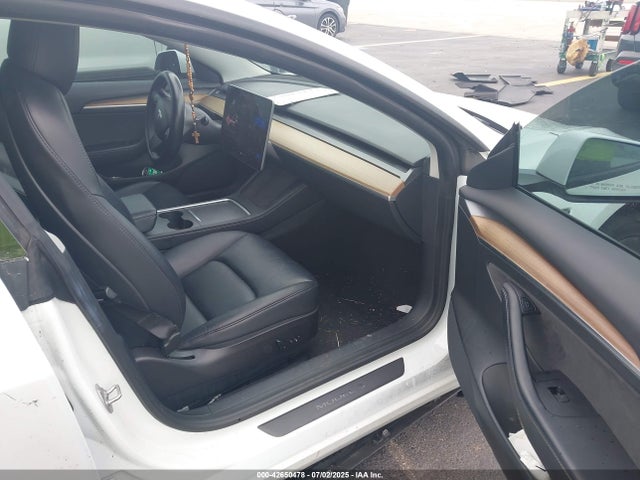 2022 TESLA MODEL 3 5YJ3E1EB9NF287751 Photo 4