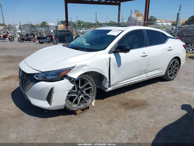 Nissan 2024 2024 3N1AB8DV1RY320646 Image 2