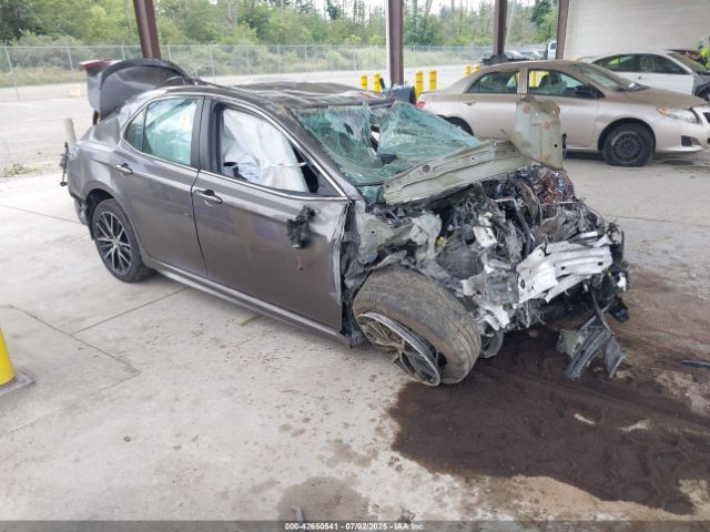2021 TOYOTA CAMRY 4T1G11AK1MU525404
