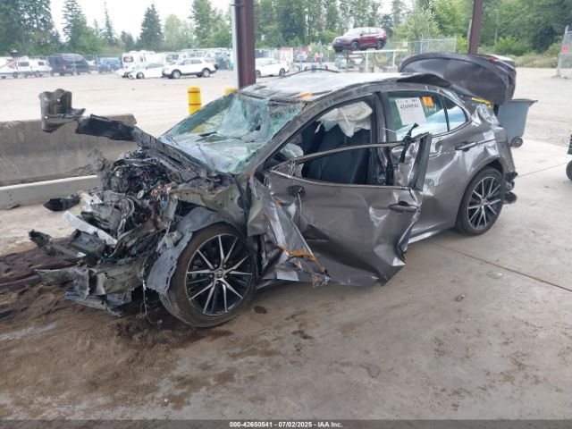 2021 TOYOTA CAMRY 4T1G11AK1MU525404 Photo 1