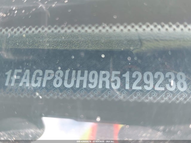 1FAGP8UH9R5129238 Ford 4v