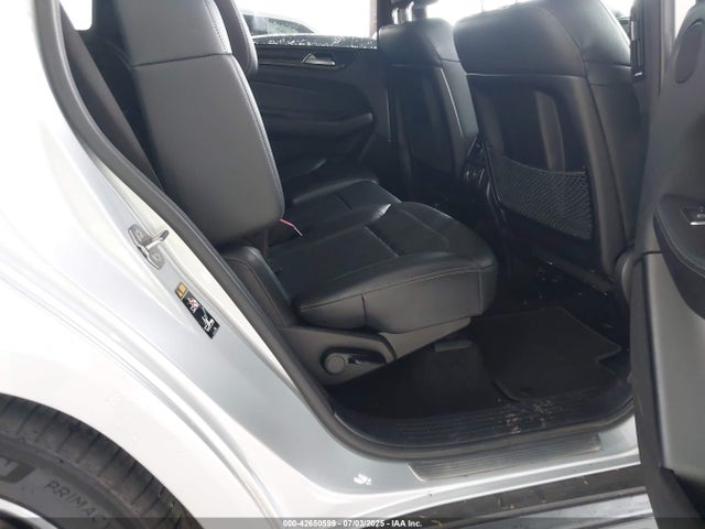 4JGDF6EE3KB183355 Mercedes-Benz m276