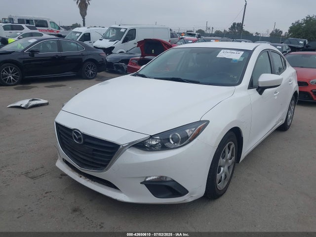 3MZBM1U78FM180373 Mazda pe
