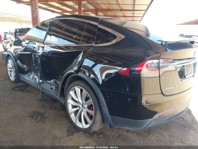 2017 TESLA MODEL X 5YJXCBE46HF051870 Photo 2