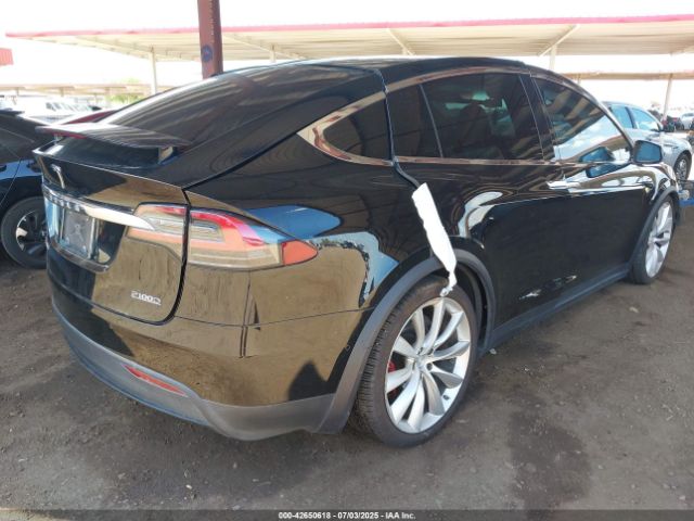2017 TESLA MODEL X 5YJXCBE46HF051870 Photo 3