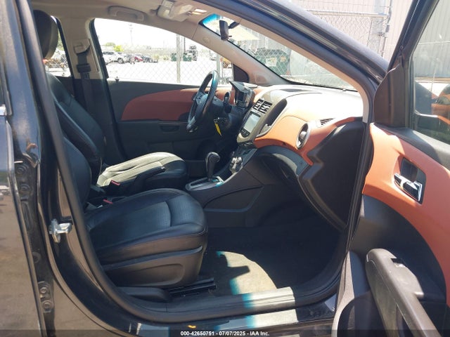 1G1JE6SB1F4111576 Chevrolet LUV