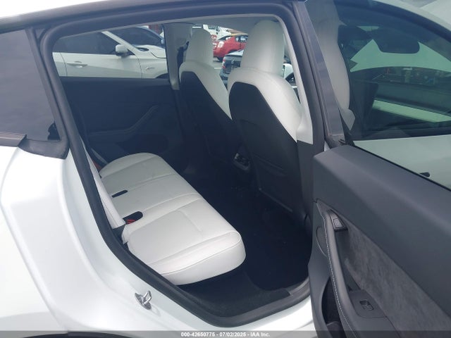 2024 TESLA MODEL Y 7SAYGDEF4RA267997 Photo 7