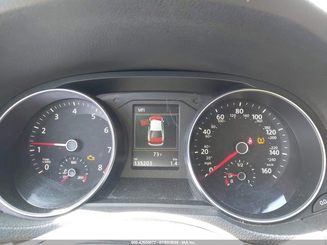 1VWGT7A36HC084422 Volkswagen 1.8 tsi