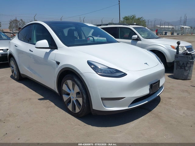 2022 TESLA MODEL Y 7SAYGDEE4NF506226 Photo 0
