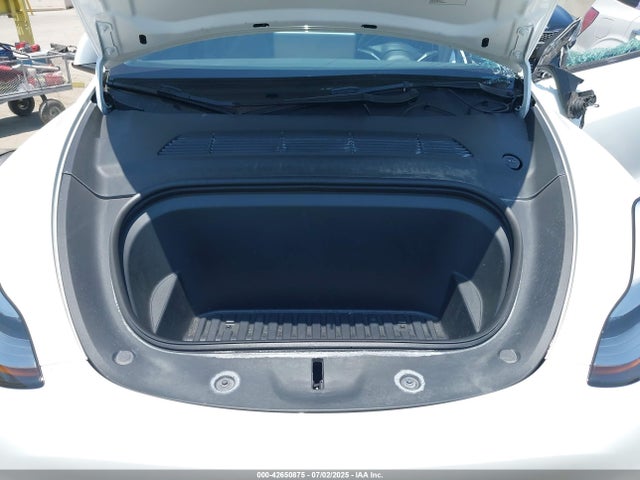 2022 TESLA MODEL Y 7SAYGDEE4NF506226 Photo 9