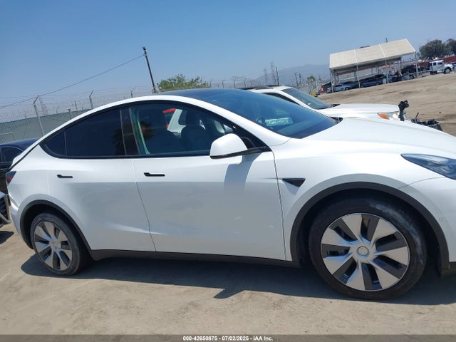 Tesla 2022 2022 7SAYGDEE4NF506226 Image 12