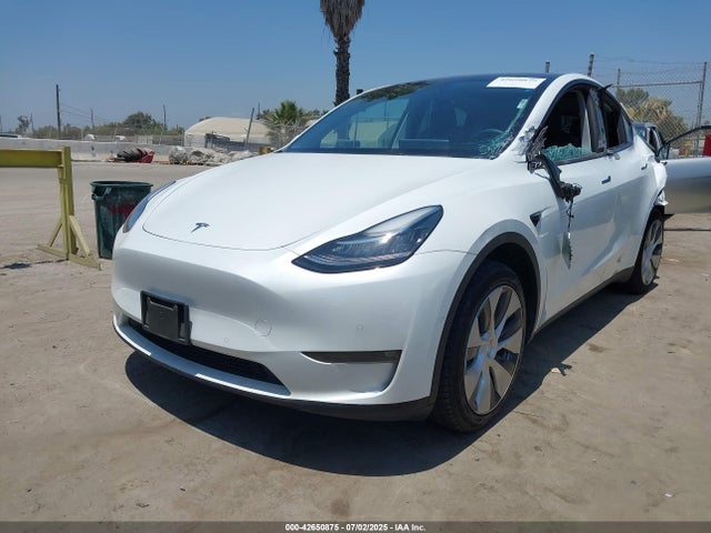 2022 TESLA MODEL Y 7SAYGDEE4NF506226 Photo 1