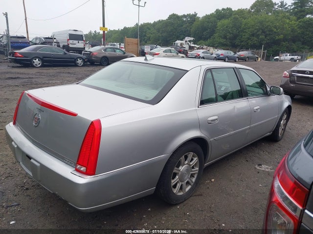 2010 CADILLAC DTS 1G6KA5EY7AU126399 Photo 3