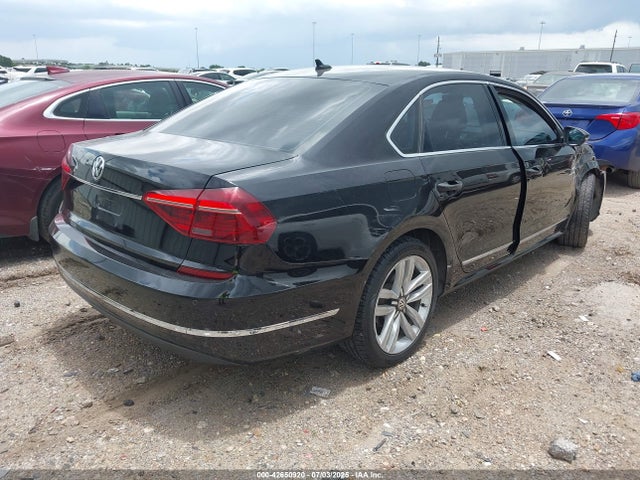 1VWGT7A39HC062768 Volkswagen 1.8 tsi