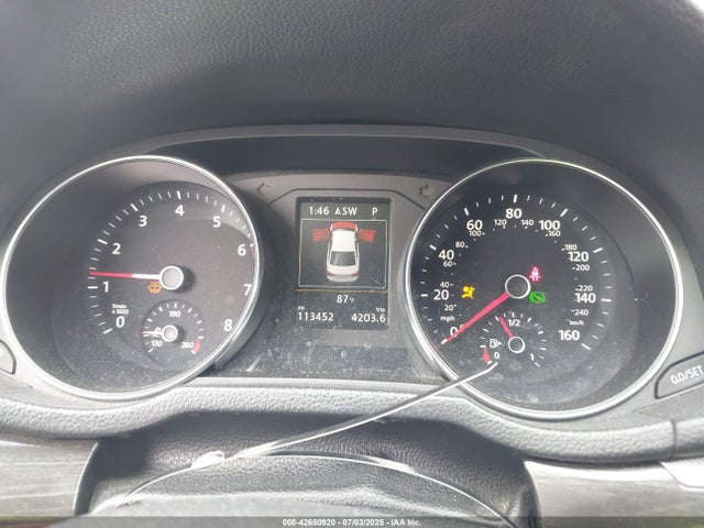 1VWGT7A39HC062768 Volkswagen 1.8 tsi