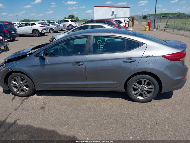 Hyundai mpi nu 2018 5NPD84LF4JH268376 Image 14