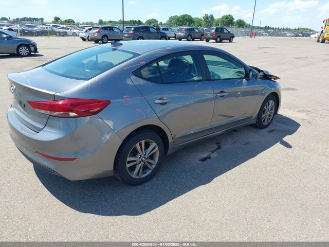 Hyundai mpi nu 2018 5NPD84LF4JH268376 Image 4