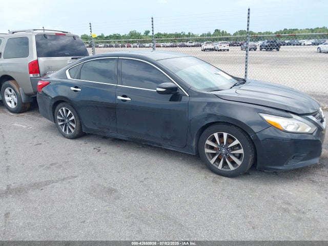 1N4AL3AP3HC185234 Nissan 2017