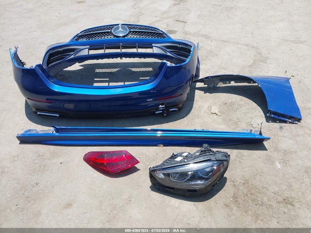W1KAF4GB0RR209027 Mercedes-Benz m254