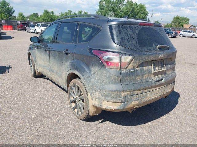 1FMCU9J99HUD25328 Ford 2017