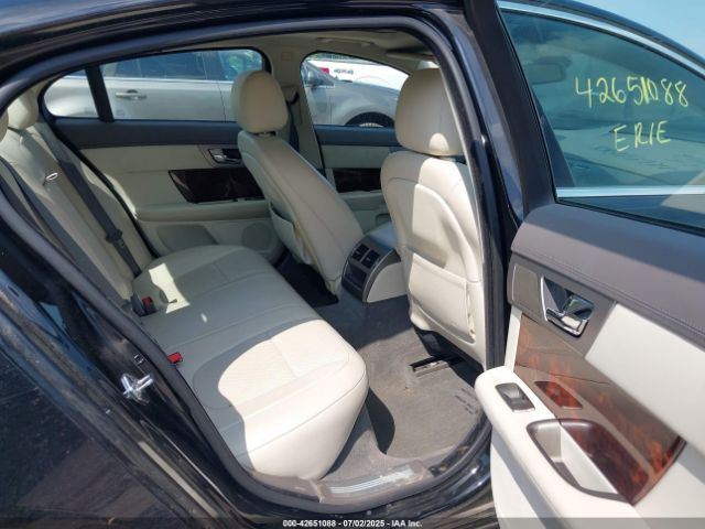 2009 JAGUAR XF SAJWA06B29HR36766 Photo 7