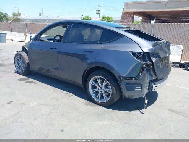 7SAYGDED6PF948127 Tesla 2023