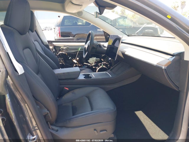 7SAYGDED6PF948127 Tesla 2023
