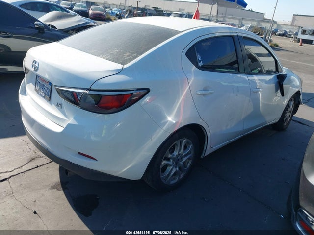 3MYDLBZV9GY127866 Scion p5v
