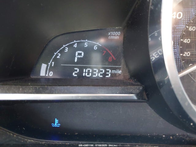 3MYDLBZV9GY127866 Scion p5v