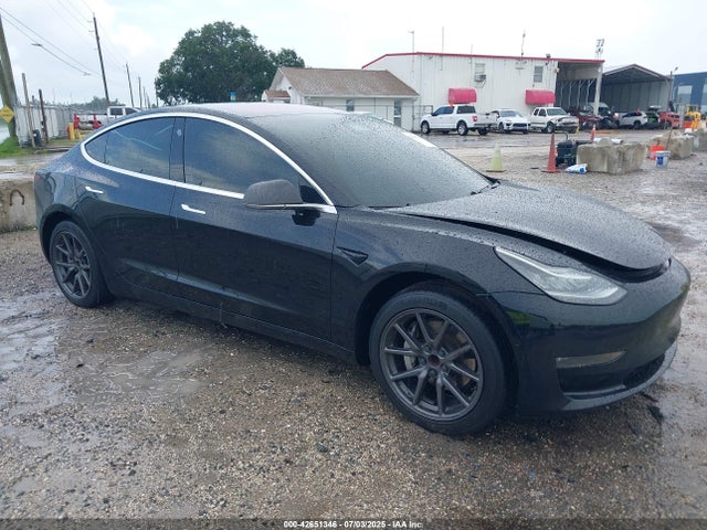 2018 TESLA MODEL 3 5YJ3E1EA1JF032352 Photo 0
