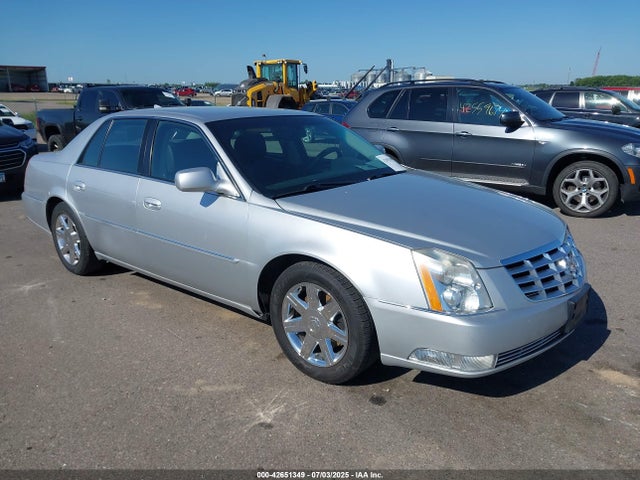 2011 CADILLAC DTS 1G6KA5E68BU126539 Photo 0