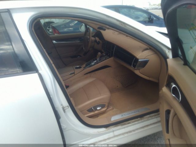 2011 PORSCHE PANAMERA WP0AA2A73BL017403 Photo 4