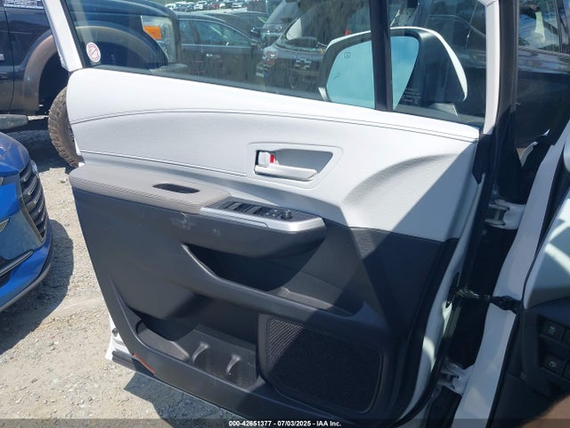 2025 Toyota Sienna Le მანქანა იყიდება აუქციონზე, vin: 5TDKRKEC3SS234923, აუქციონის ნომერი: 42651377
