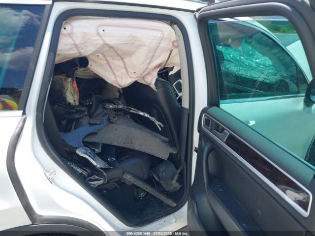2013 VOLKSWAGEN TOUAREG WVGEP9BP9DD012075 Photo 7