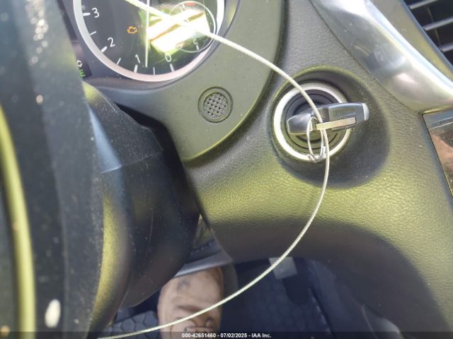 2017 INFINITI QX30 SJKCH5CR2HA020508 Photo 10