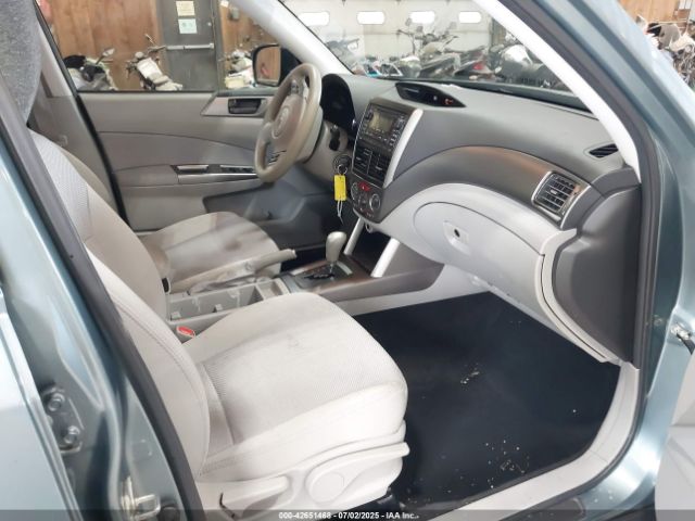 2013 SUBARU FORESTER JF2SHABC8DH402890 Photo 4