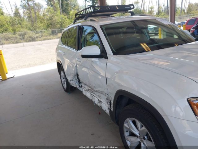 2018 VOLKSWAGEN ATLAS 1V2LR2CA3JC539617 Photo 5