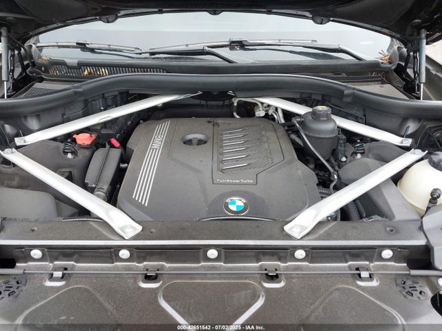 5UXCW2C59KL085306 BMW X7