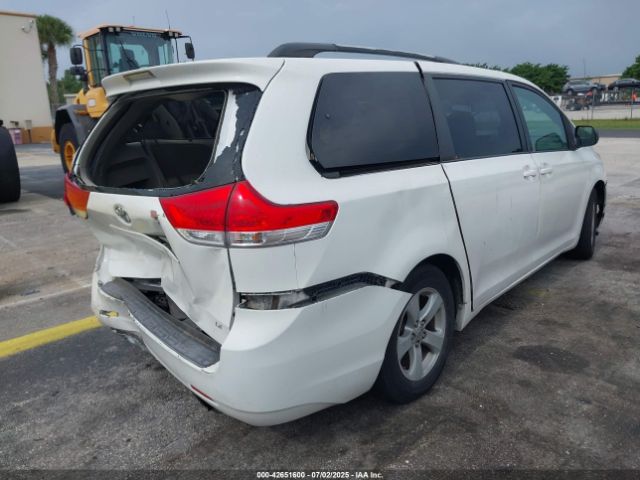 2011 TOYOTA SIENNA 5TDKK3DC9BS073800 Photo 3